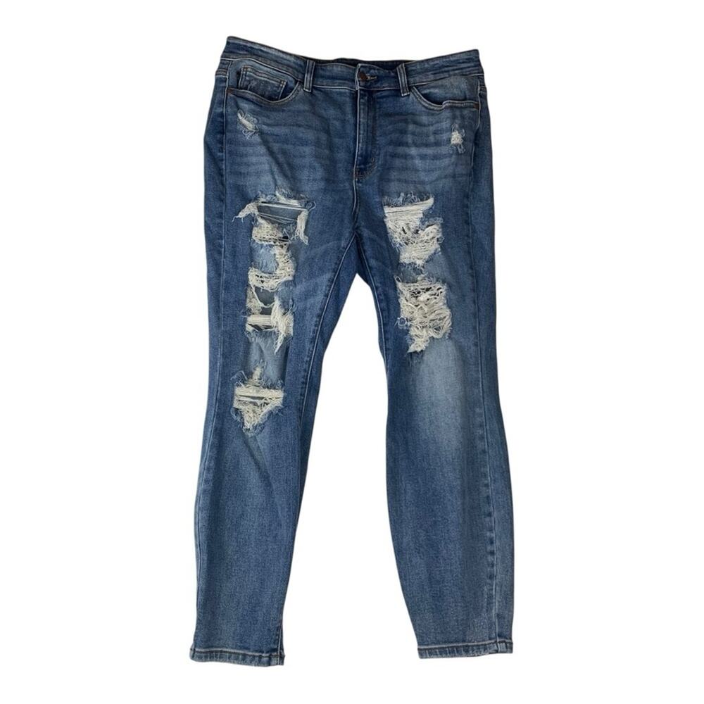 Judy Blue size 16 W Ulta distressed boyfriend fit Ripped Skinny Jeans denim